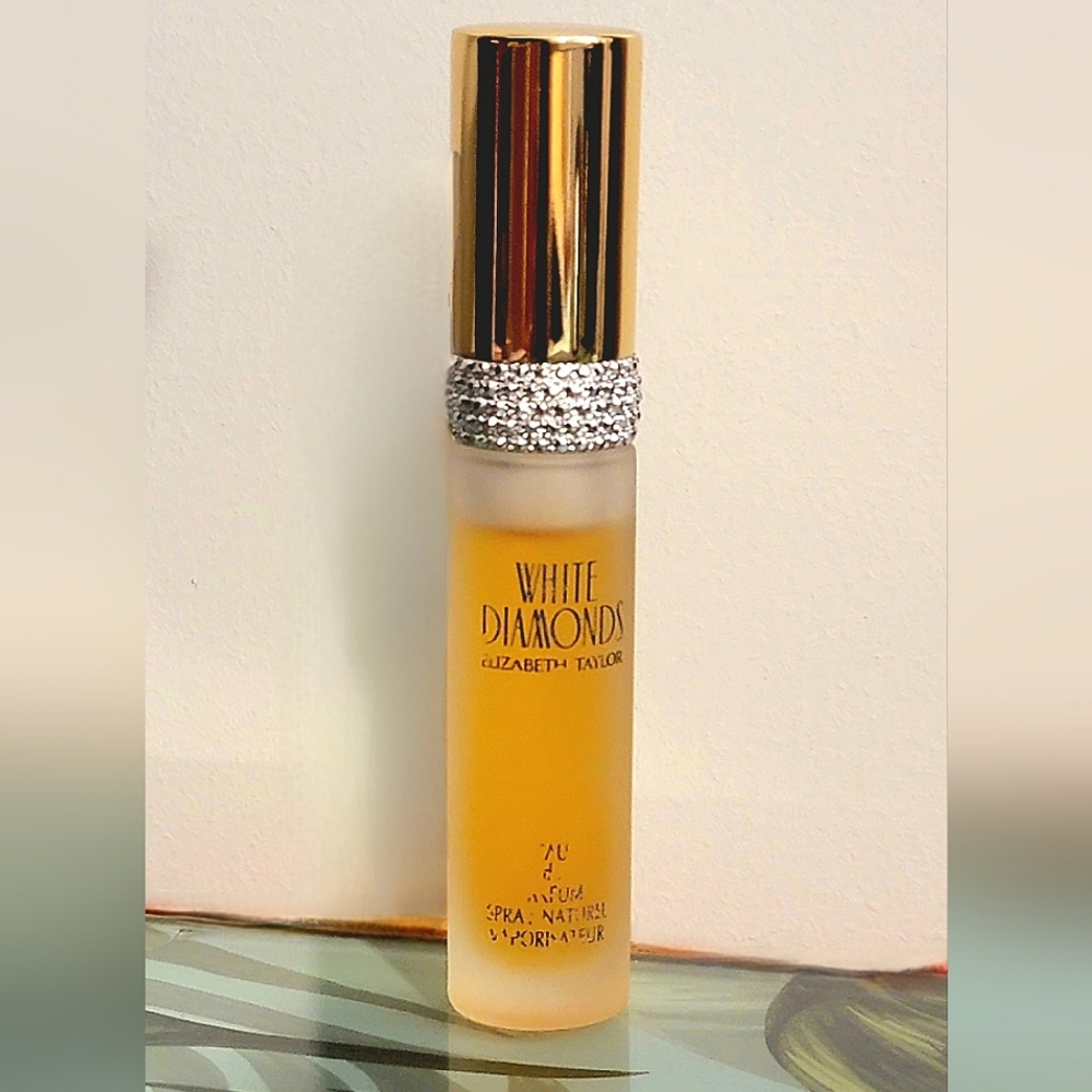 White Diamonds by Elizabeth Taylor  .5oz 15ml